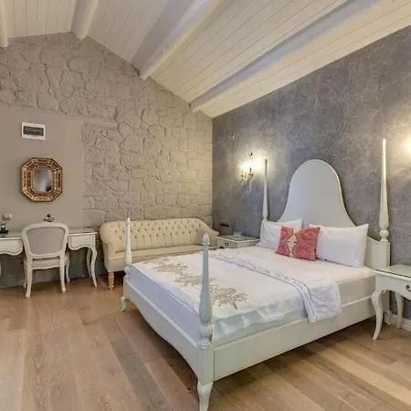 Beyevi Hotell 2*