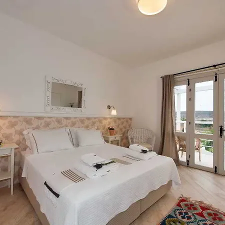 Beyevi Hotell 2*
